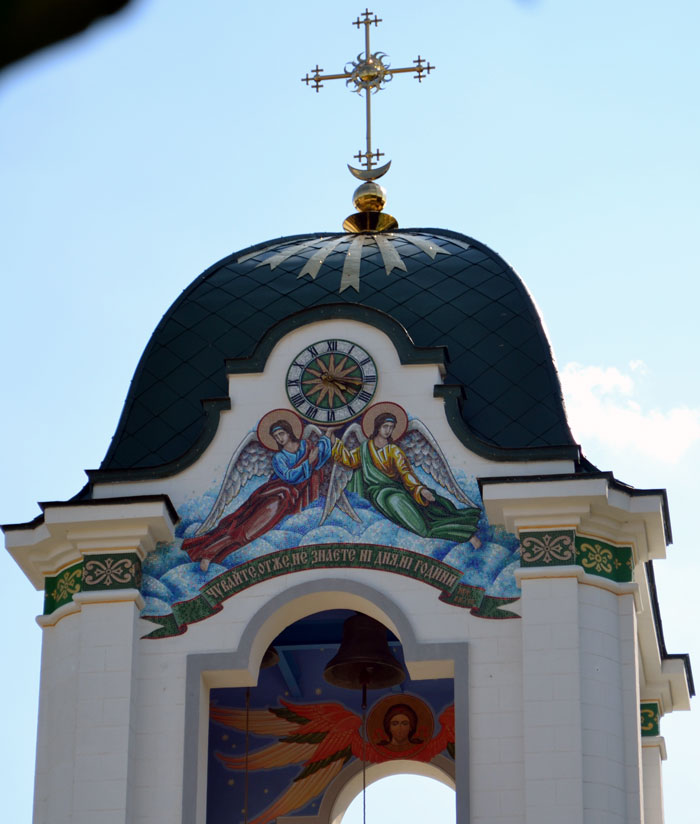Церква Новомучеників українського народу в м.Зборів Тернопільської області